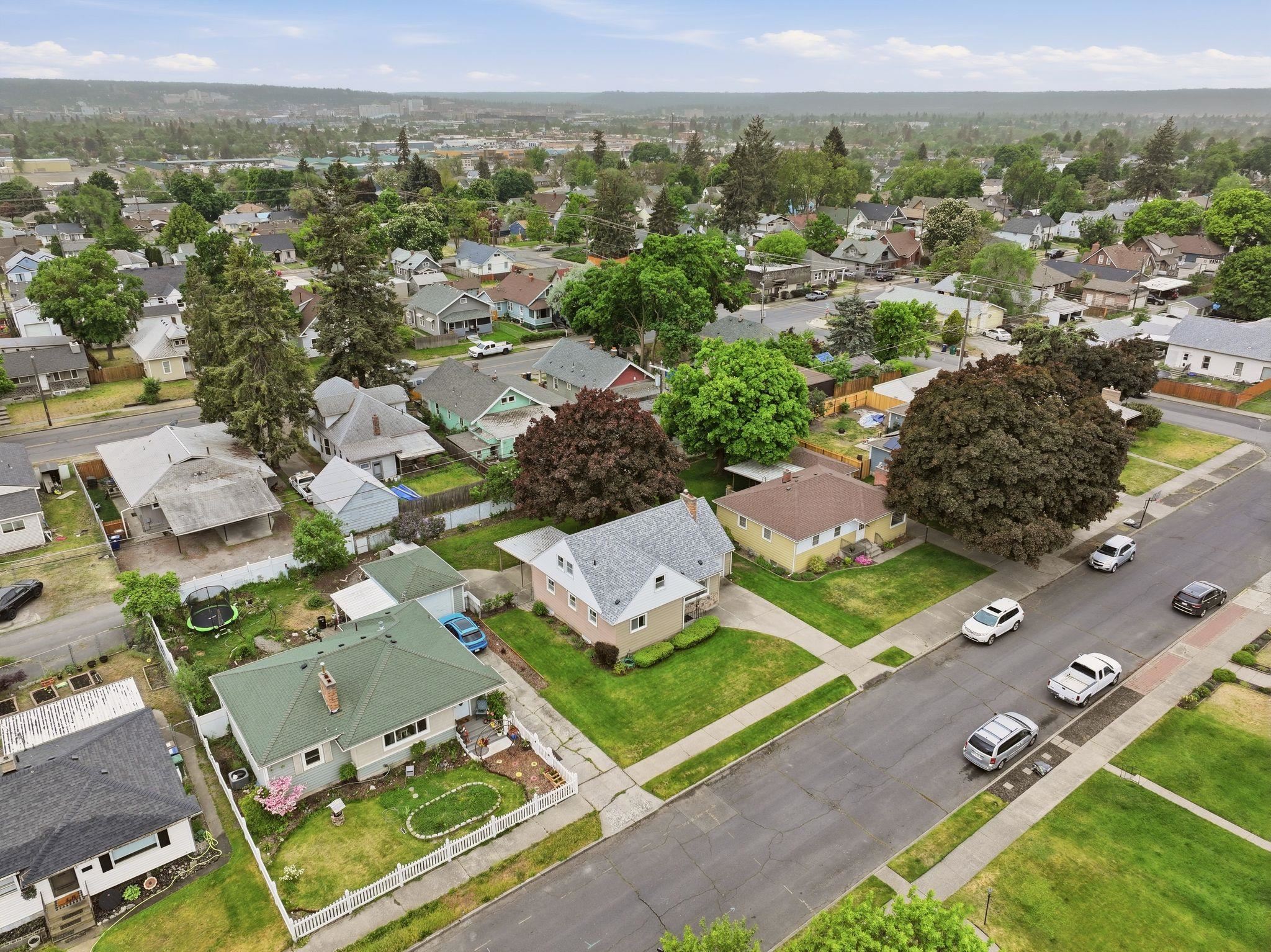 624 E Courtland Ave - Photo 37