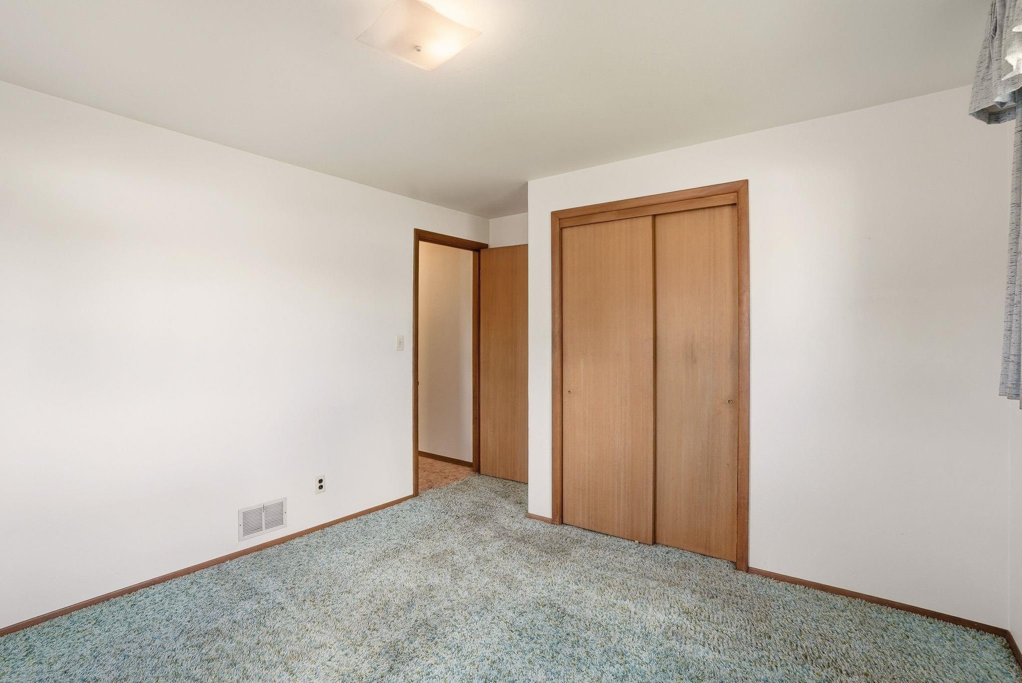 624 E Courtland Ave - Photo 10