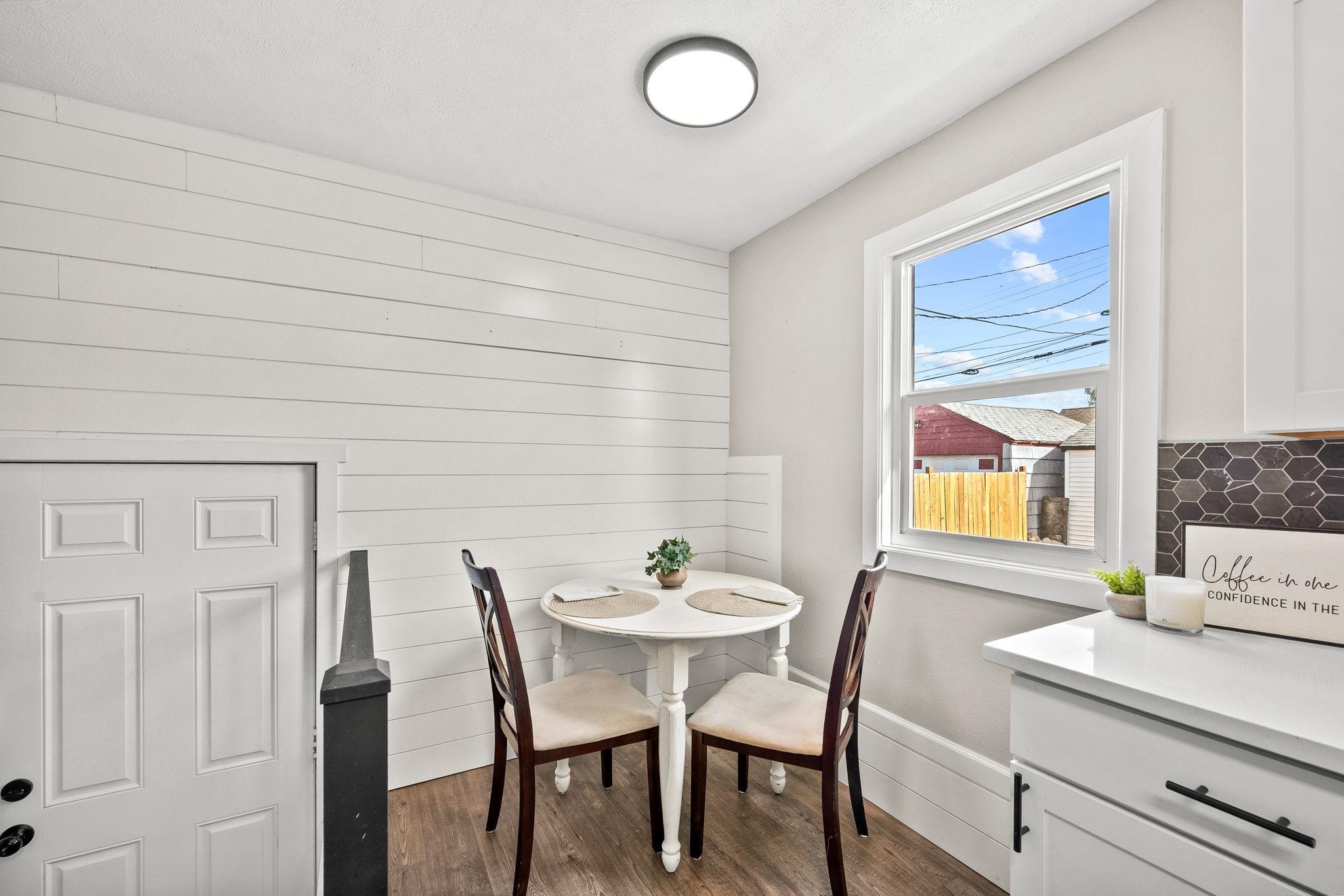 1504 E Rich Ave - Photo 11