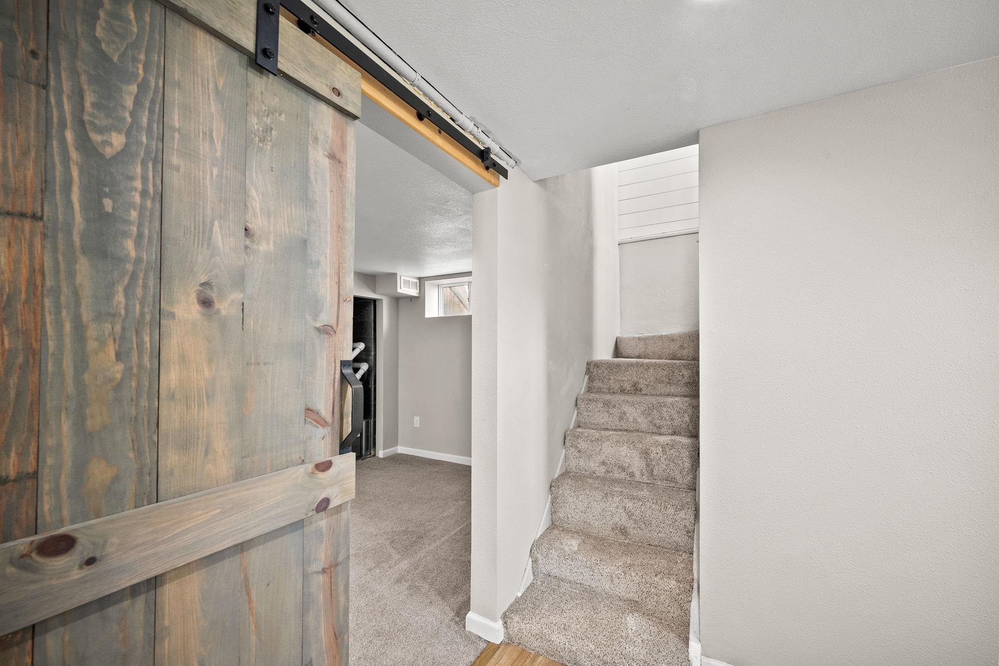 1504 E Rich Ave - Photo 16
