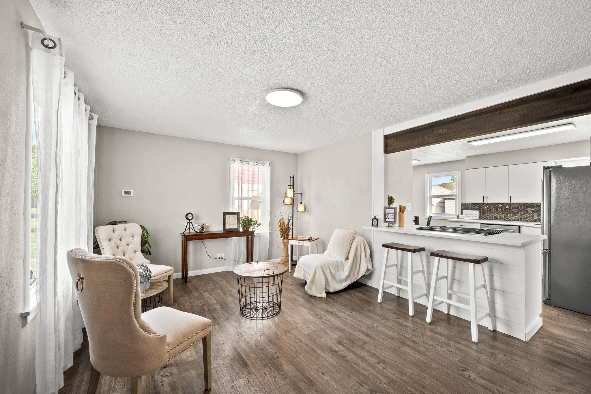 1504 E Rich Ave - Photo 4