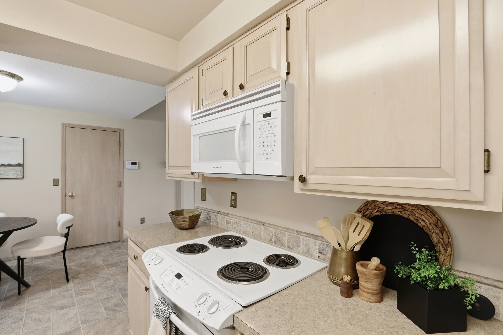 5804 W Holyoke Ave - Photo 14