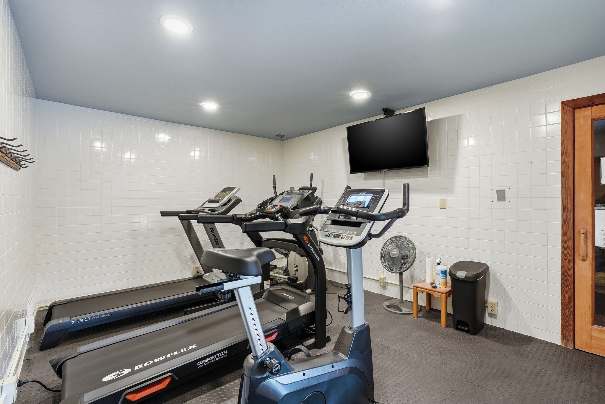 22804 E Clearwater Ln - Photo 41