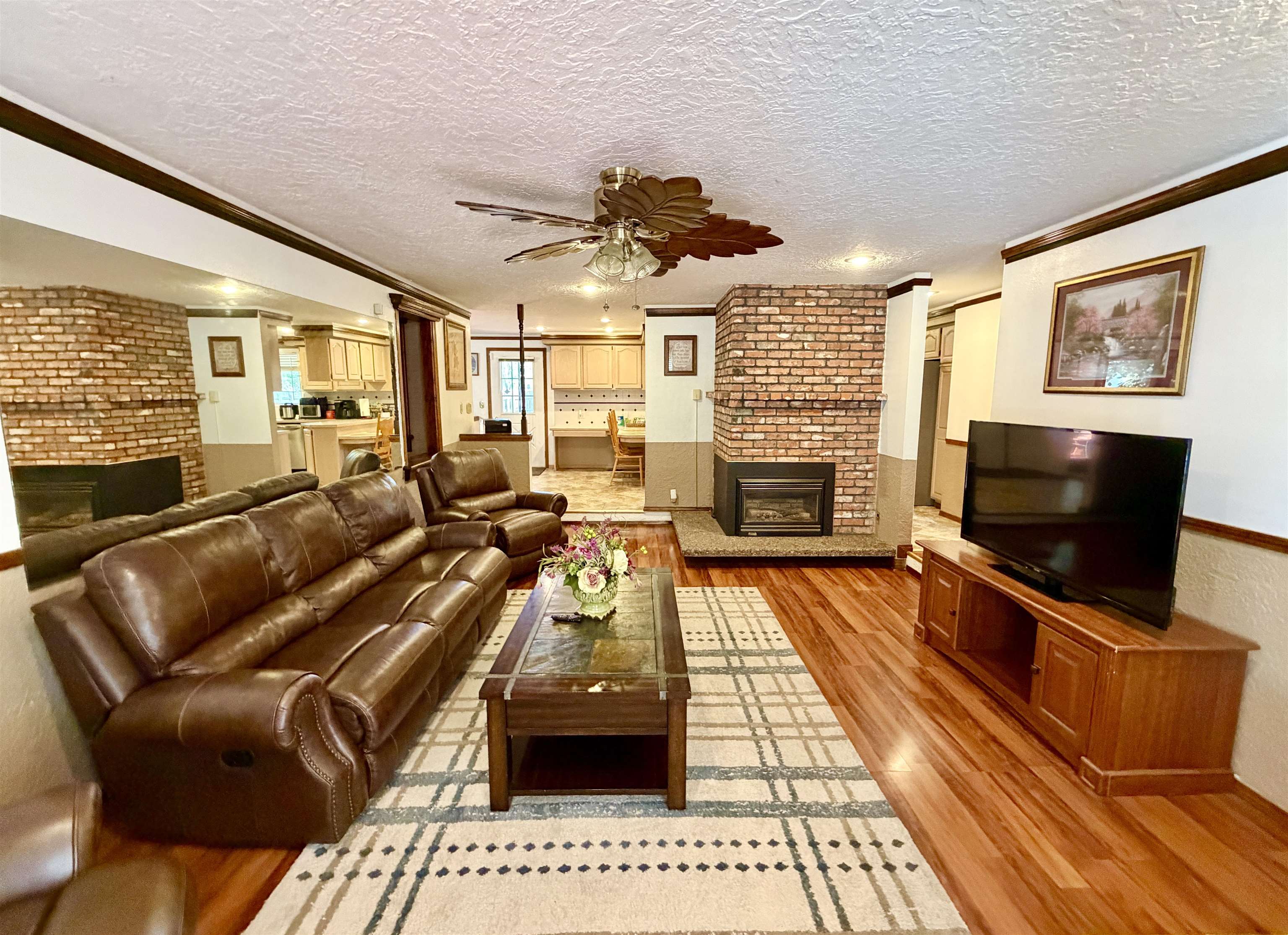 407 E SHILOH HILLS Dr - Photo 11