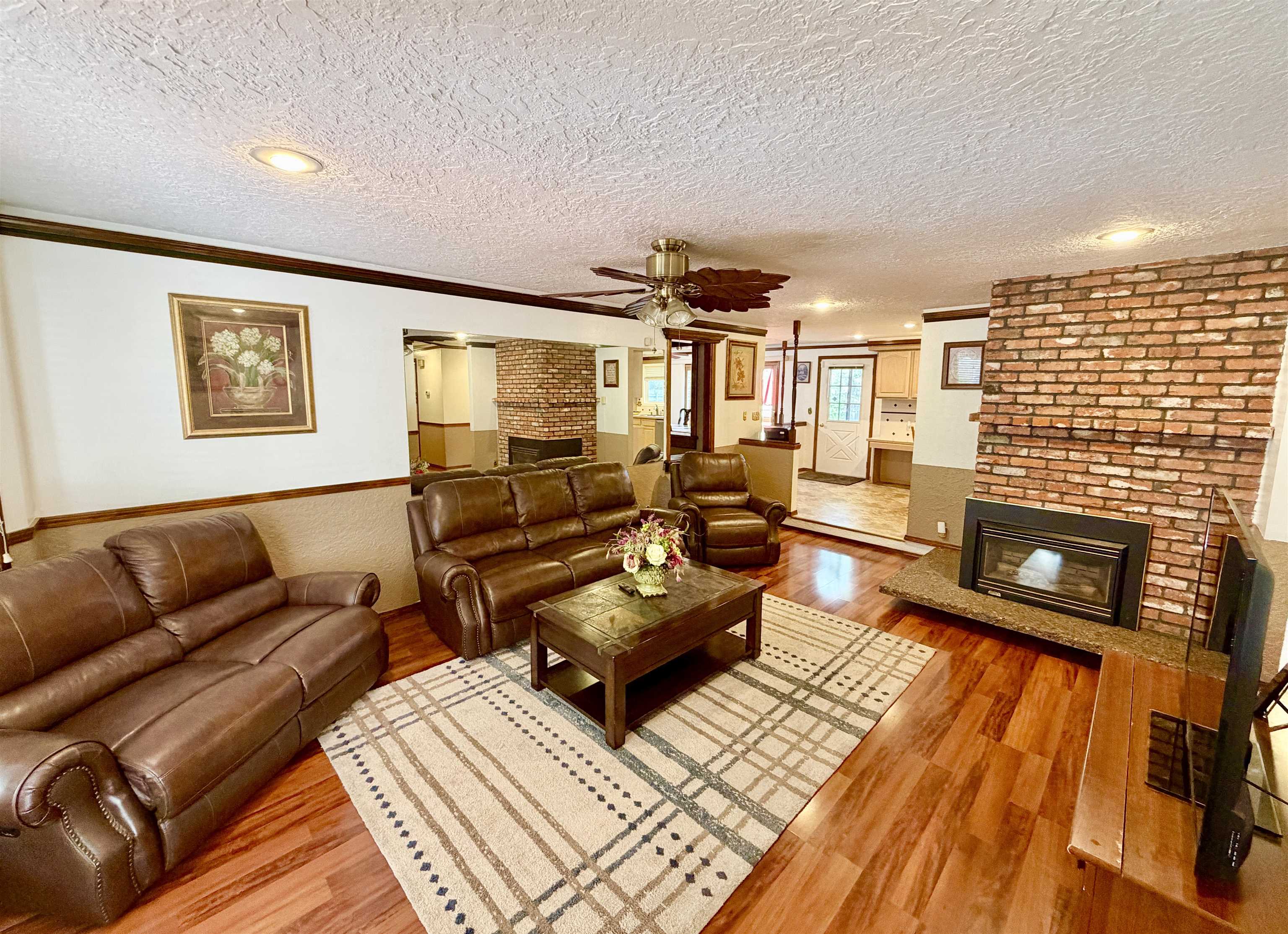 407 E SHILOH HILLS Dr - Photo 15