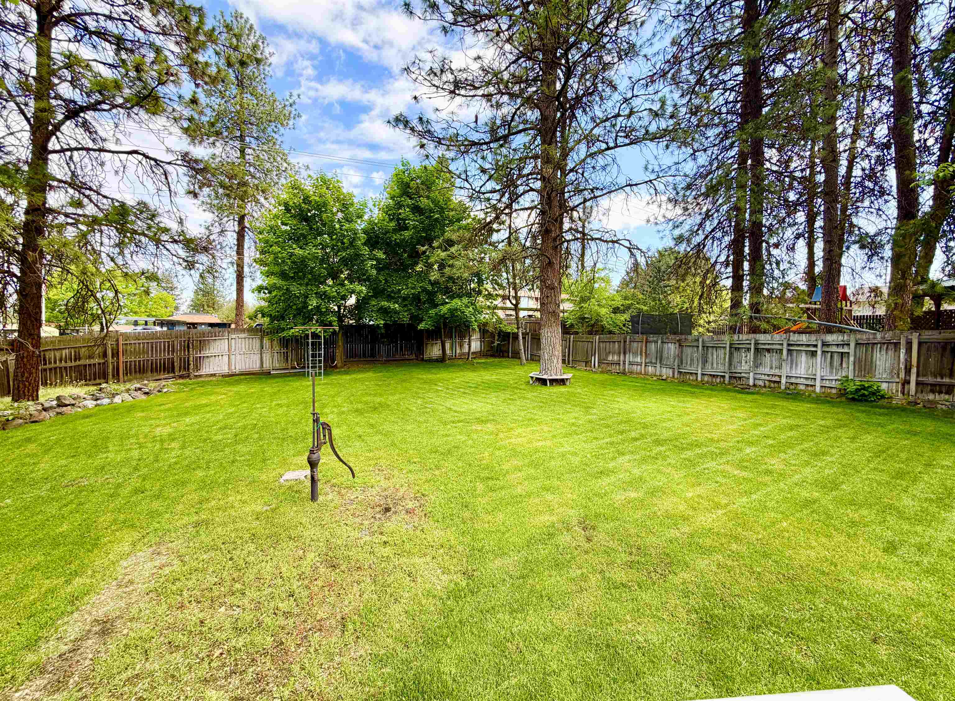 407 E SHILOH HILLS Dr - Photo 42
