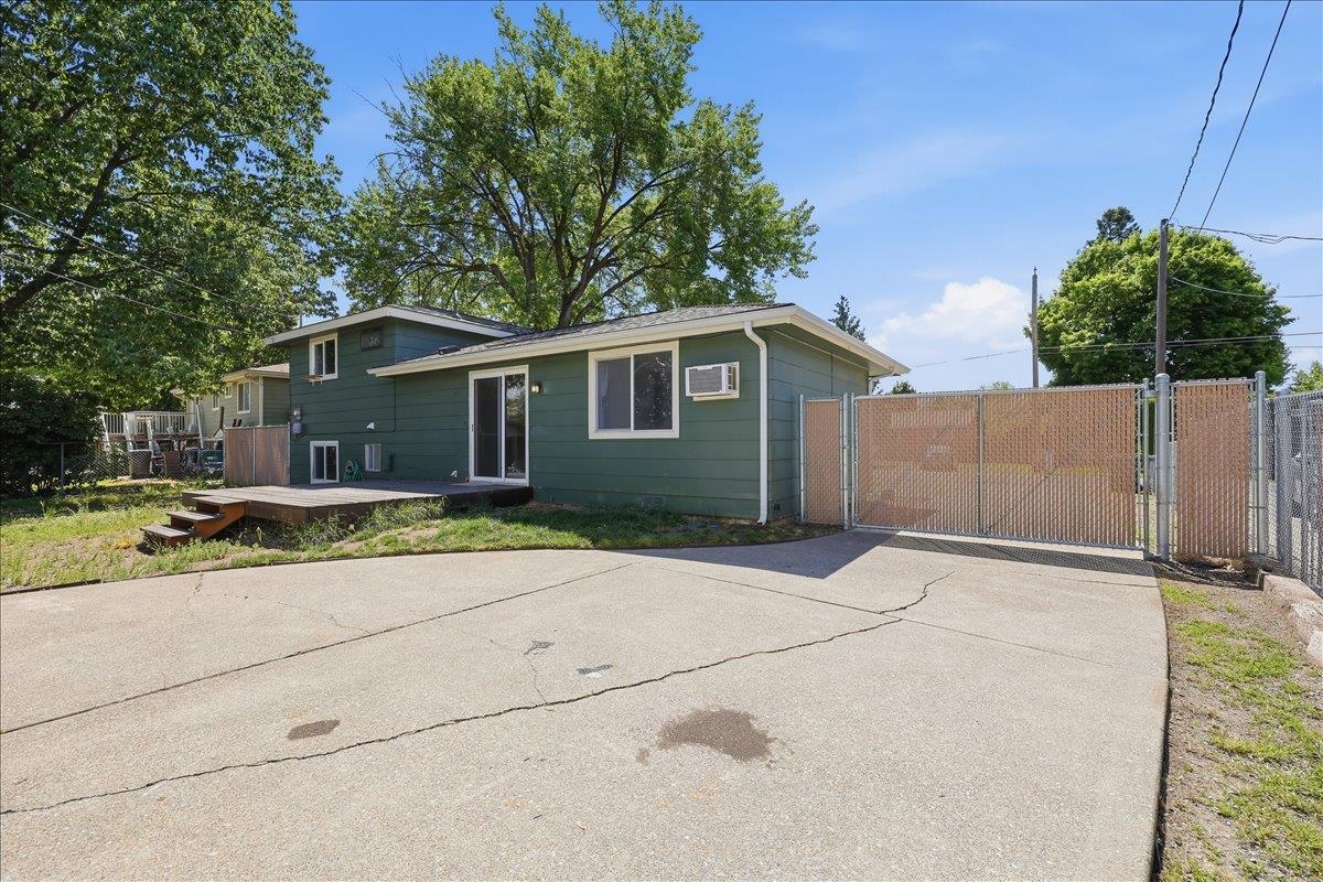 7925 E Nora Ave - Photo 18