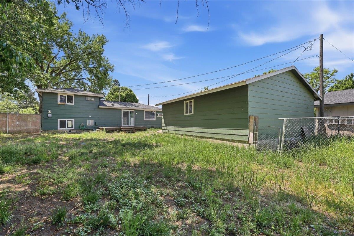 7925 E Nora Ave - Photo 19