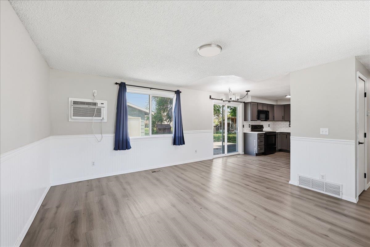 7925 E Nora Ave - Photo 5