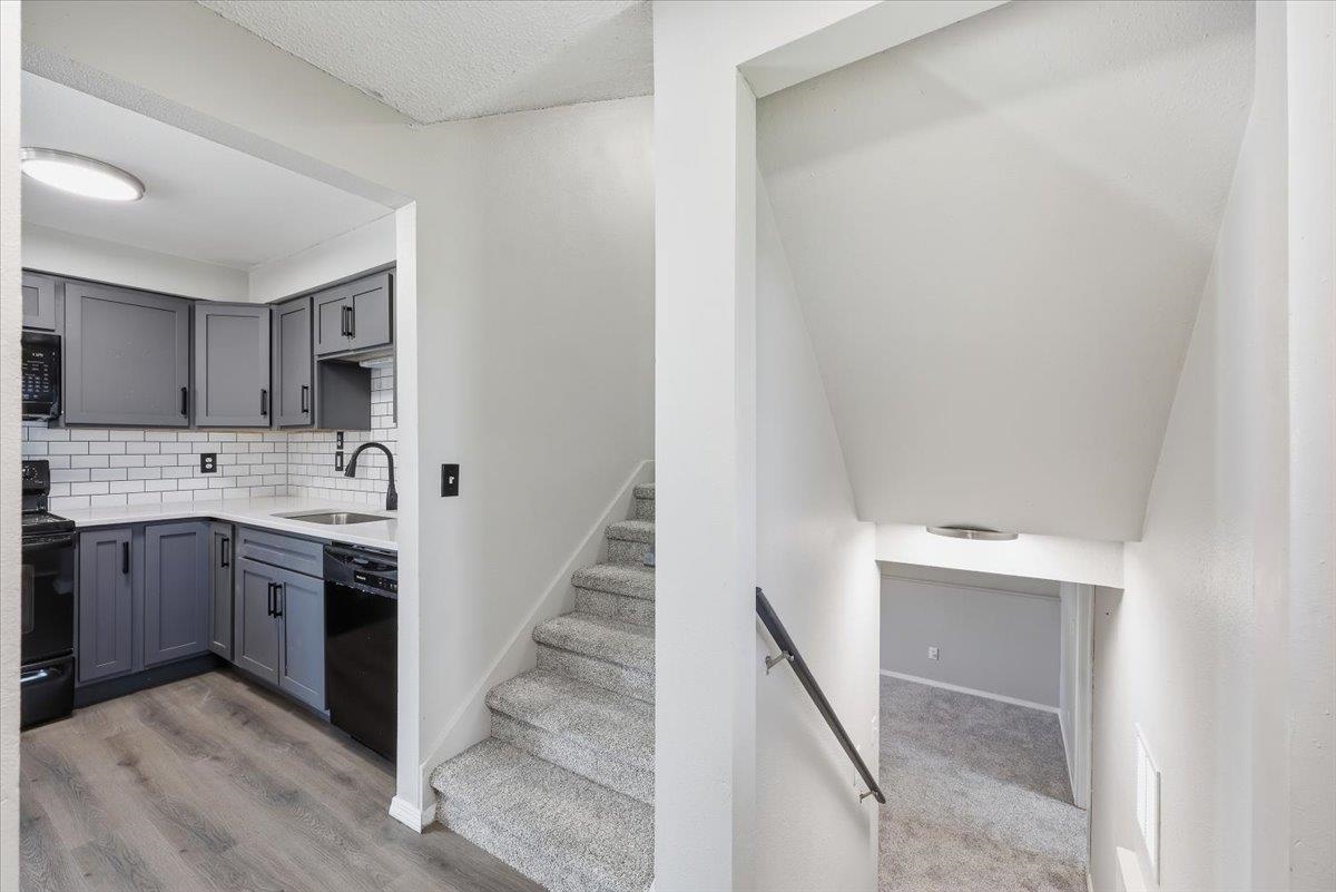 7925 E Nora Ave - Photo 9