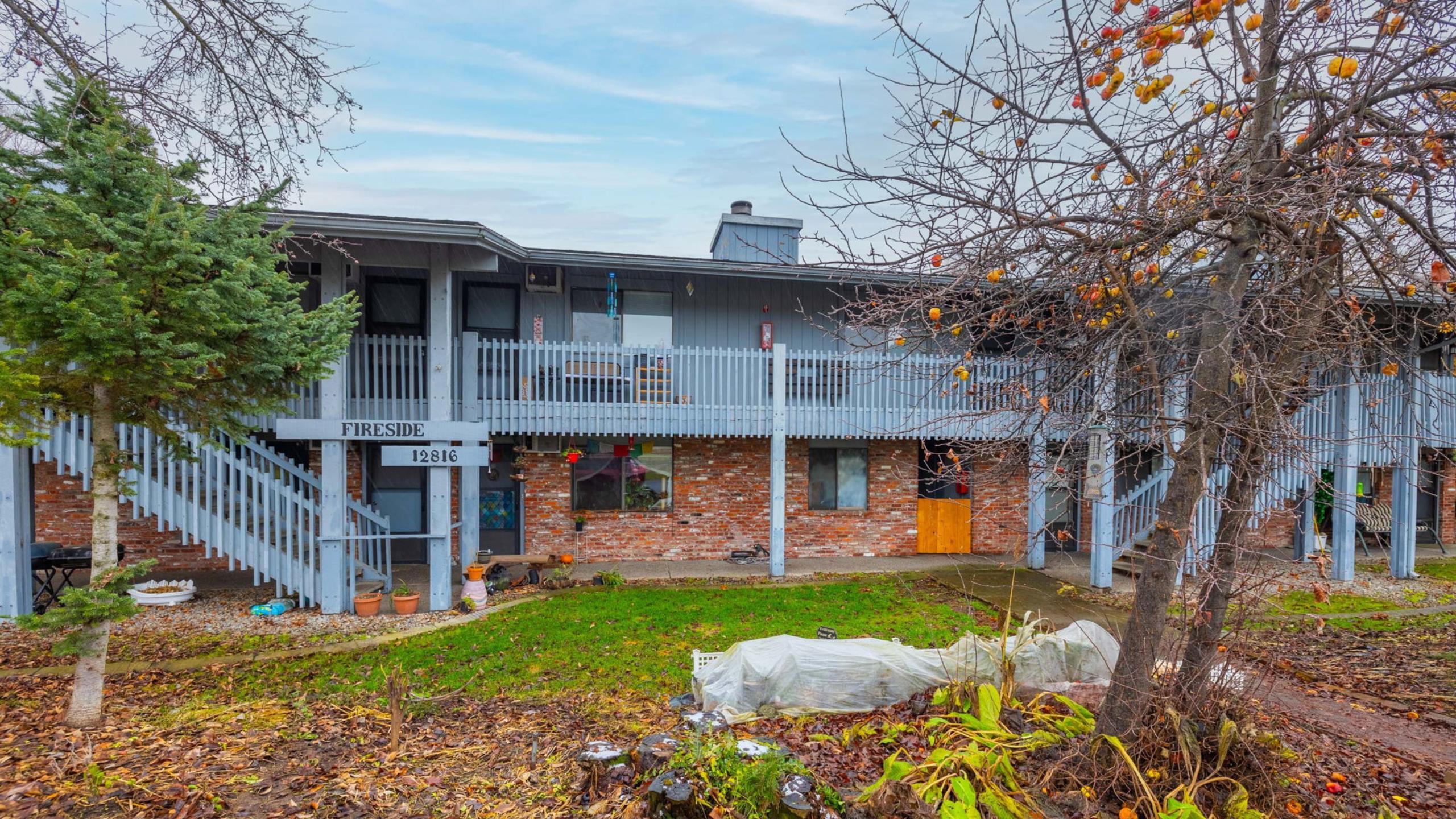 12816 E Main Ave - Photo 1
