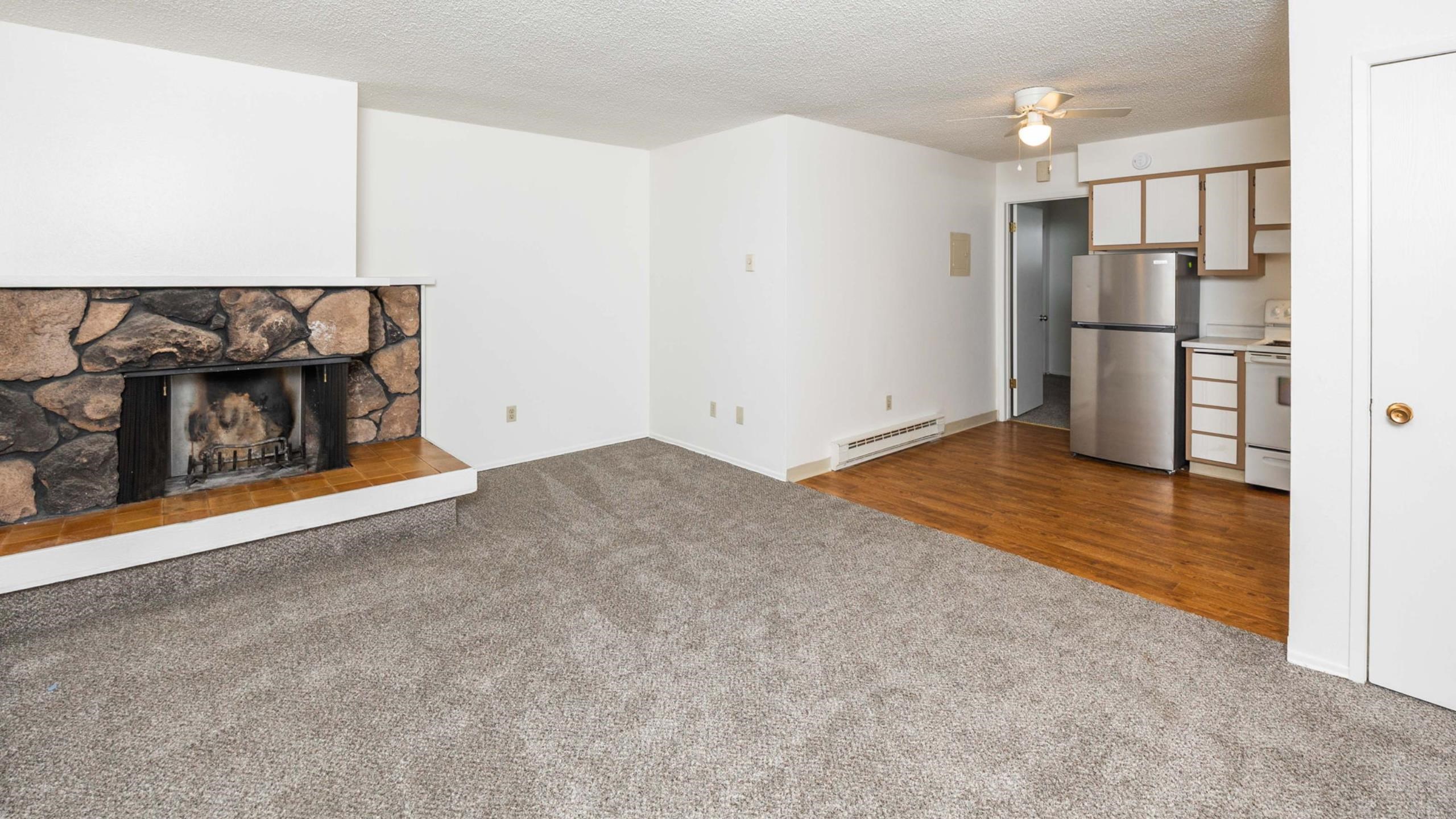 12816 E Main Ave - Photo 8