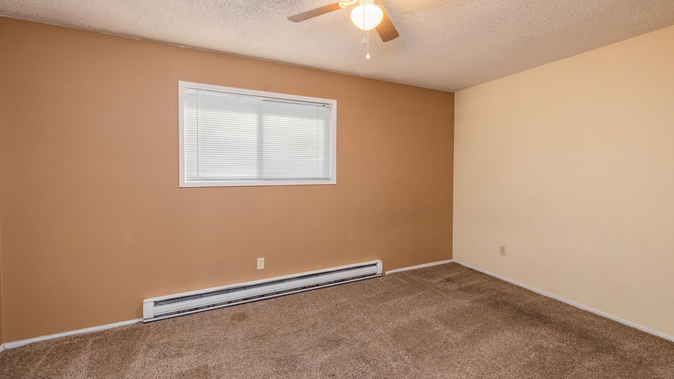 12816 E Main Ave - Photo 10
