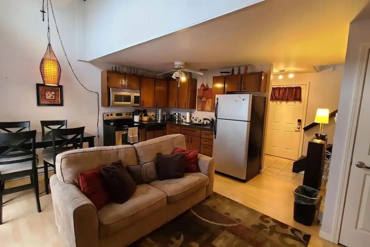 1110 E 8th Ave - Photo 31