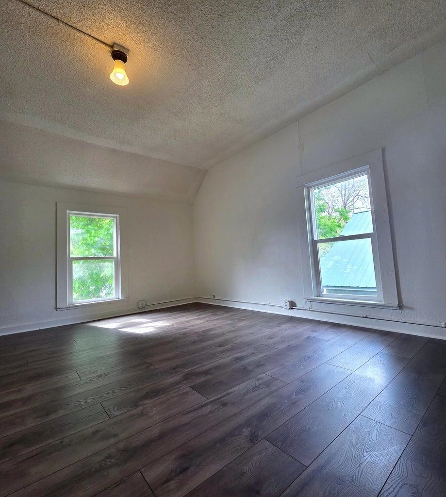 246 N Elm St - Photo 11