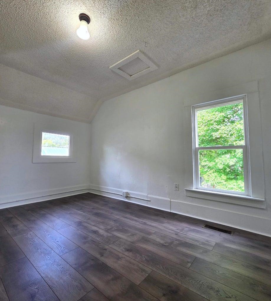 246 N Elm St - Photo 12