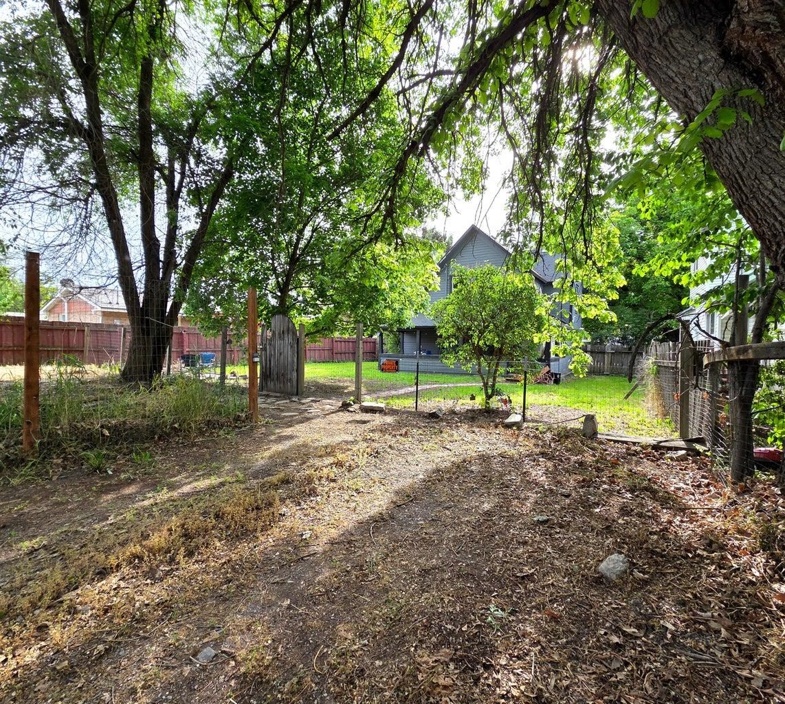 246 N Elm St - Photo 22