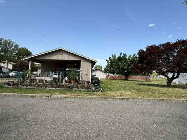 11007 E Fairview Ave - Photo 5