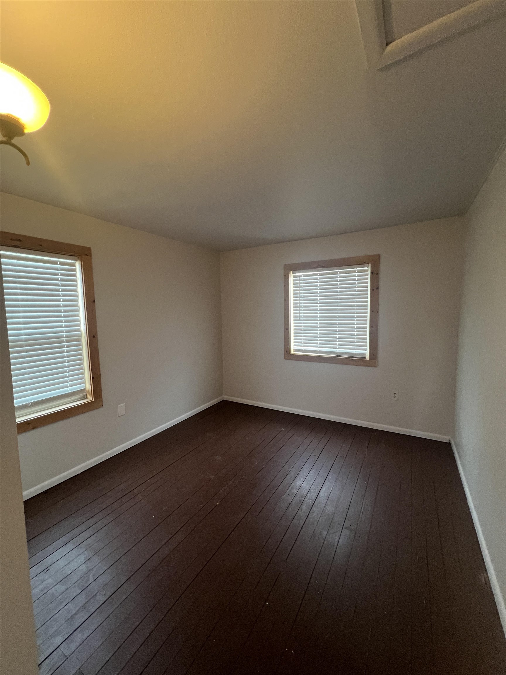 156 W 9th Ave - Photo 9