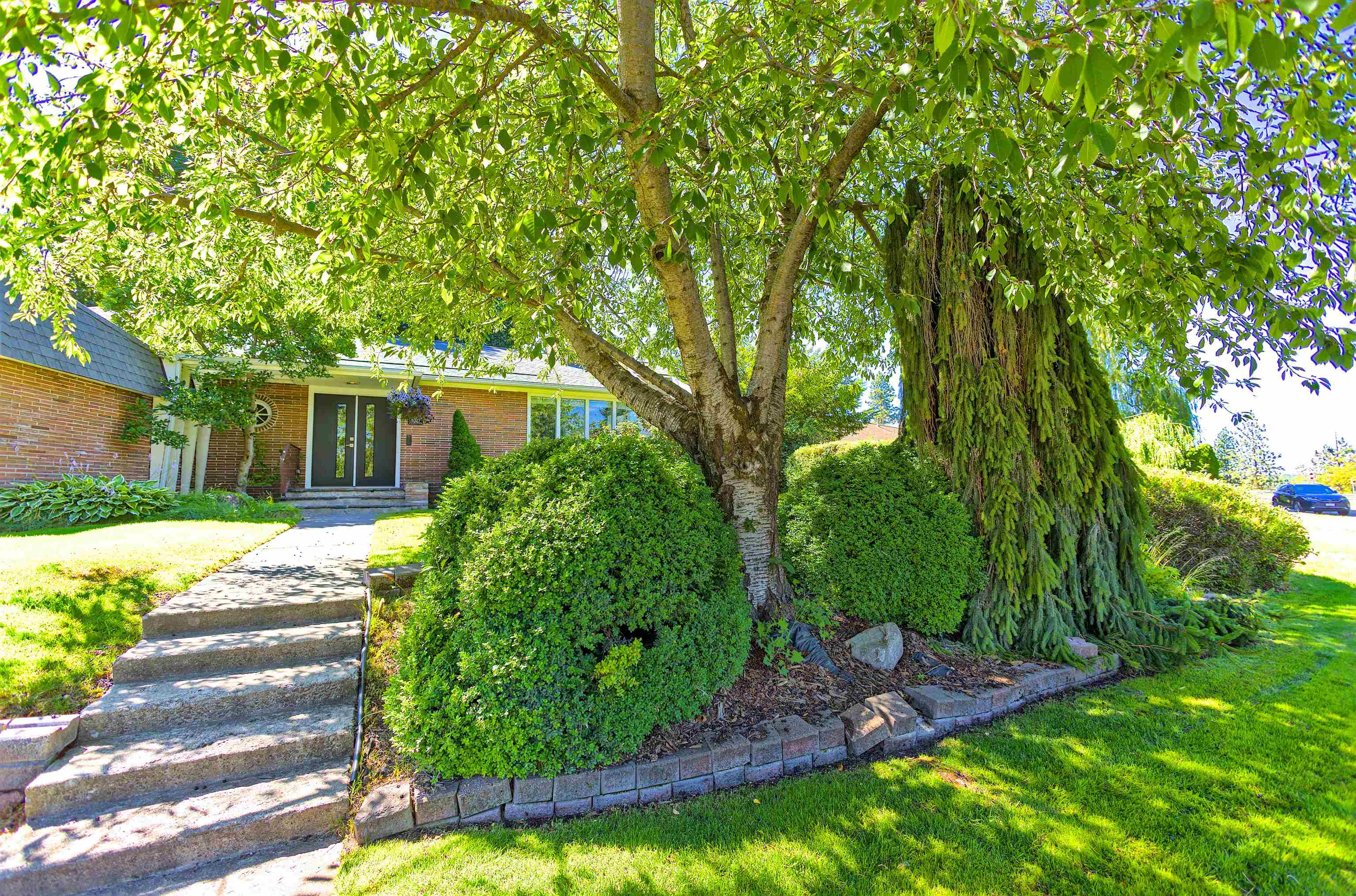 1027 W 29th Ave - Photo 8