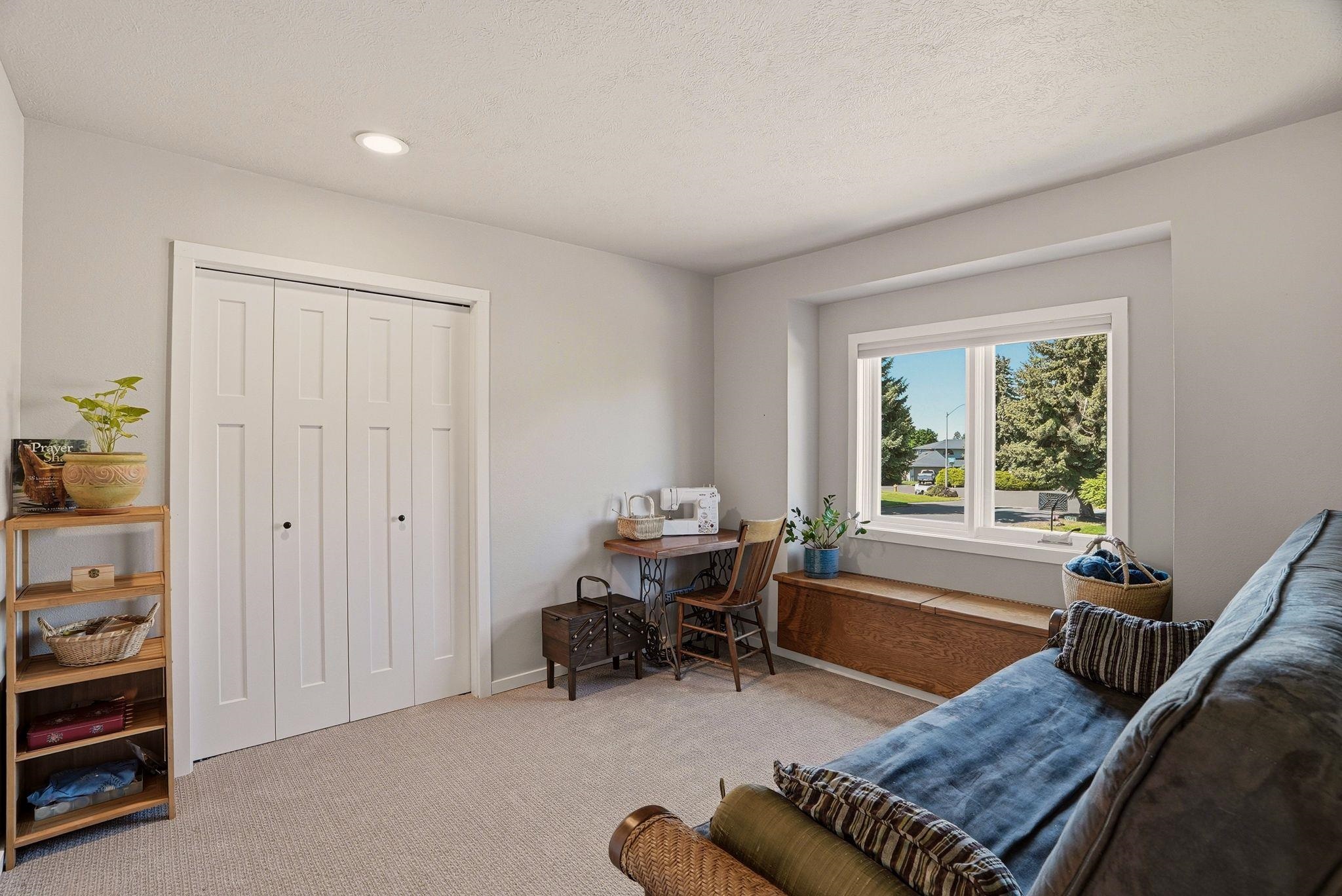 8111 N Panorama Dr - Photo 25