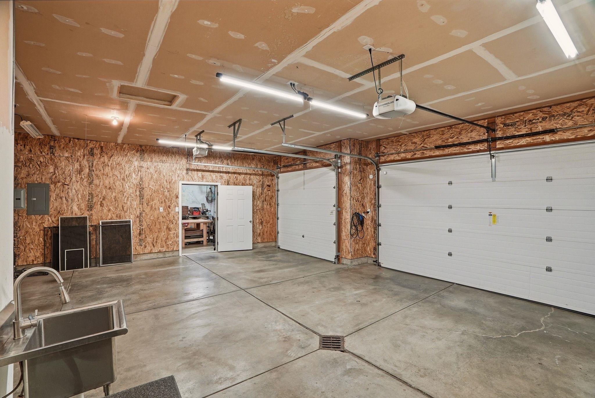 8111 N Panorama Dr - Photo 33