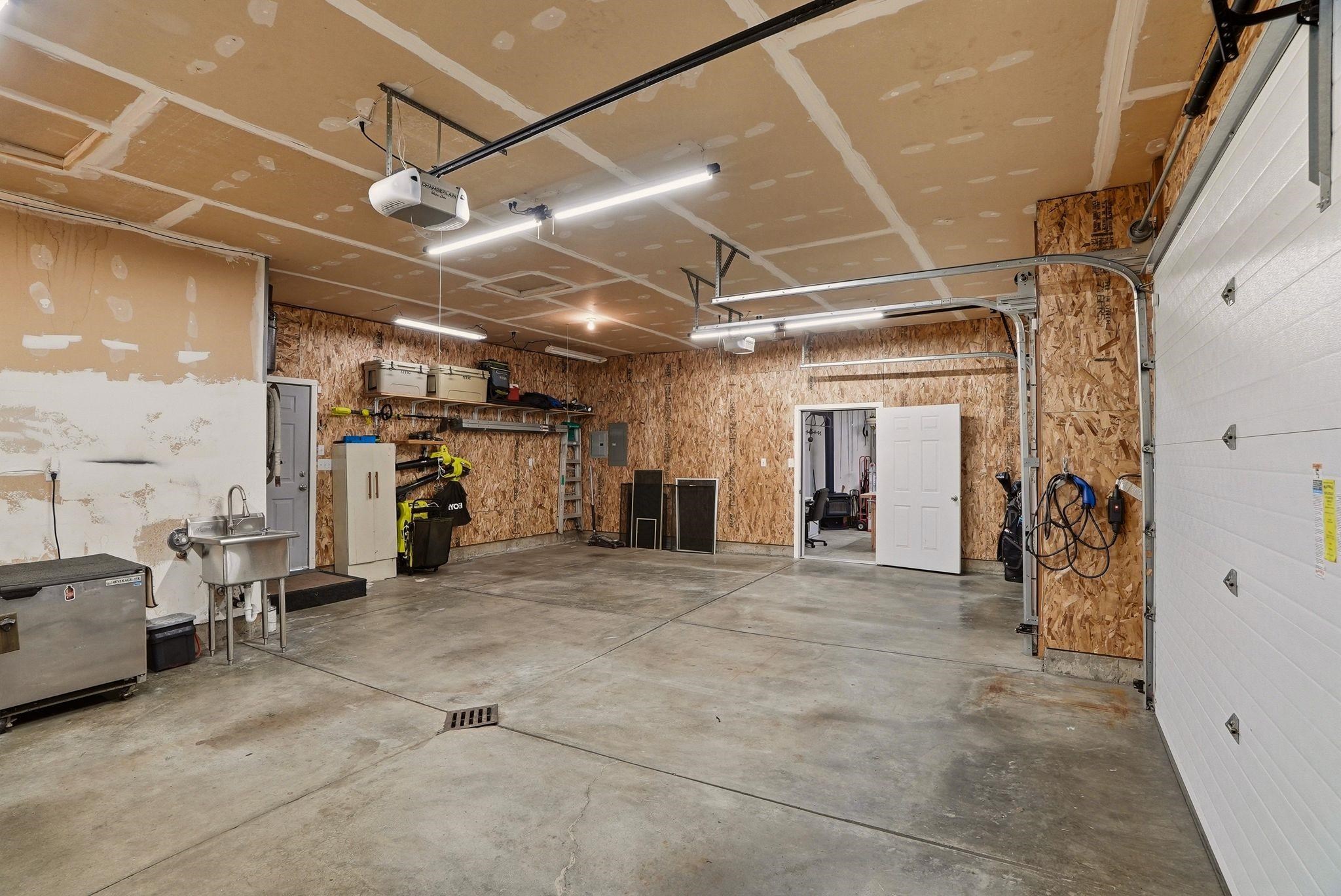 8111 N Panorama Dr - Photo 34