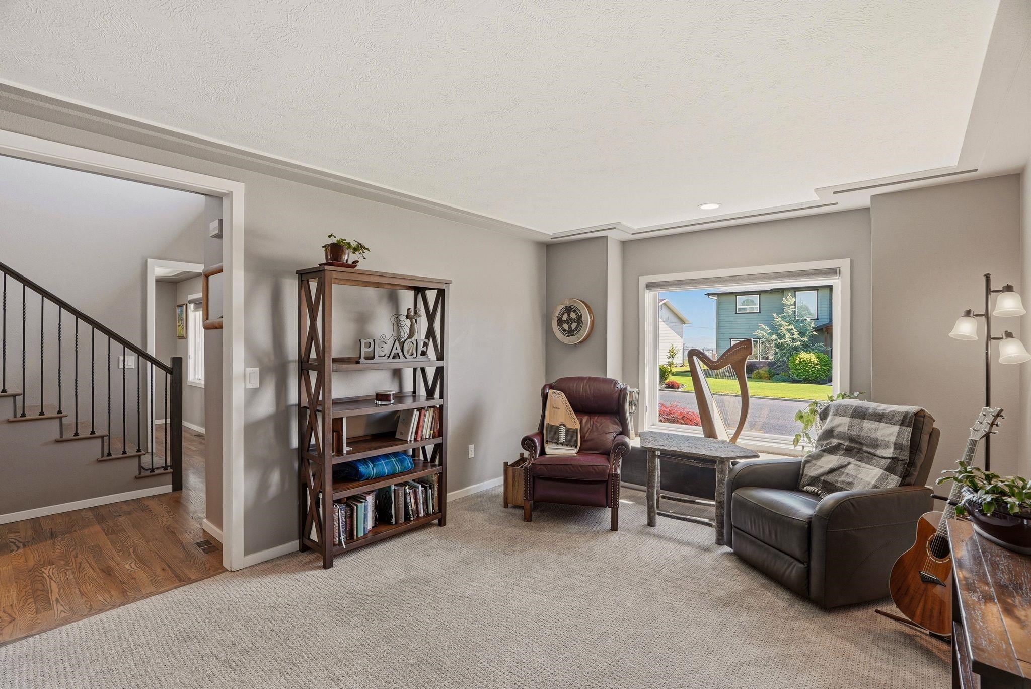 8111 N Panorama Dr - Photo 6