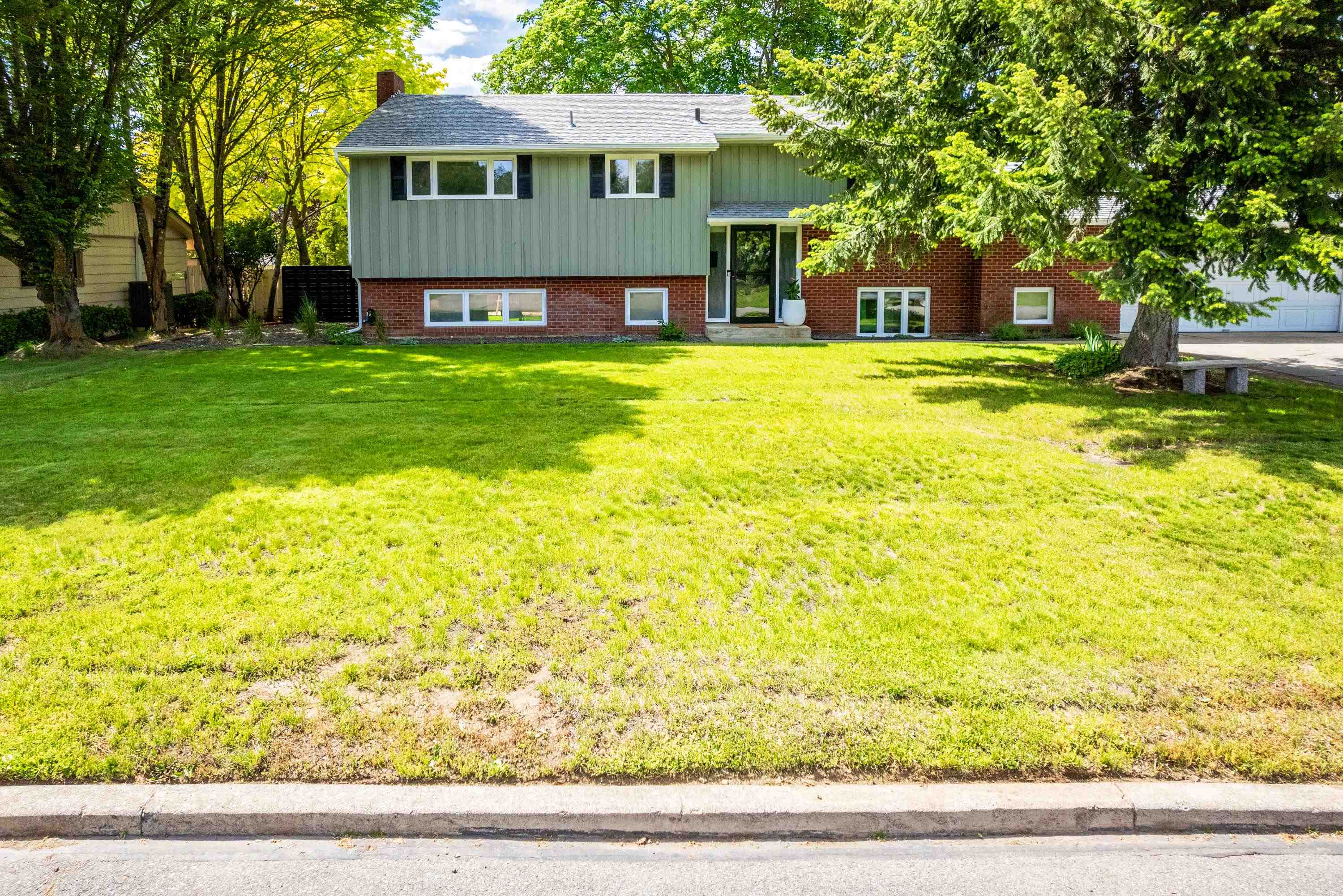 4056 S Madelia St - Photo 34