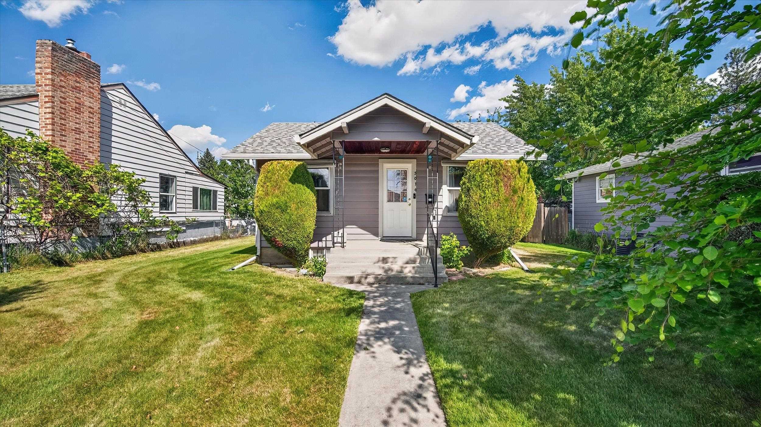 5014 N Elm St - Photo 2