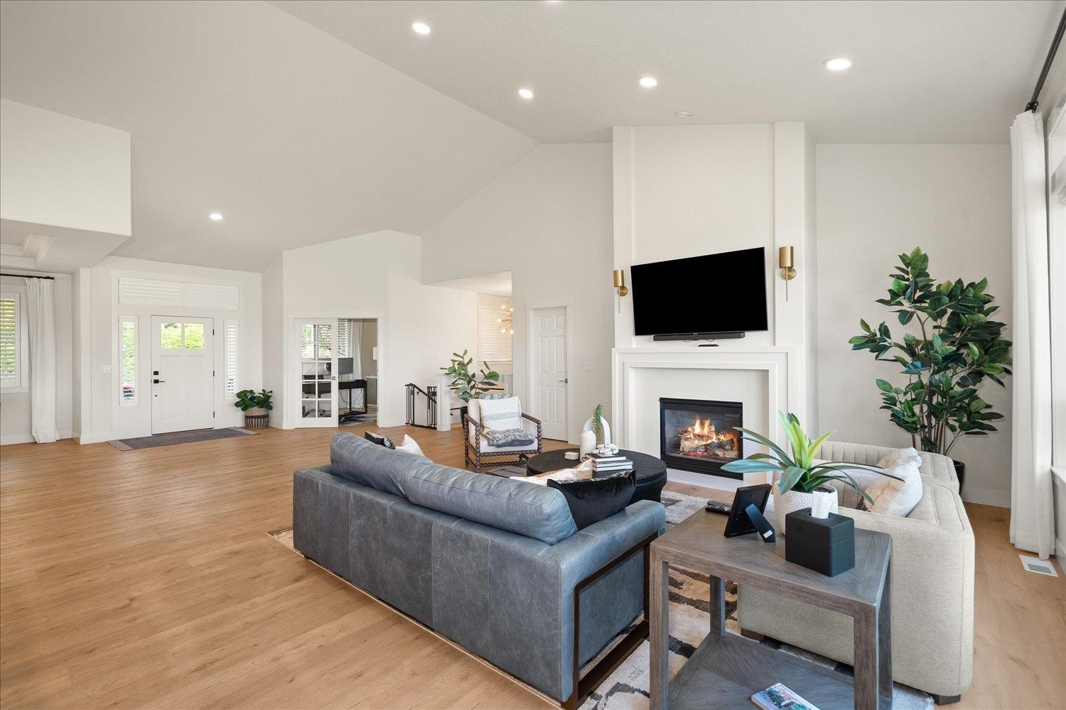 1301 N King James Ln - Photo 13