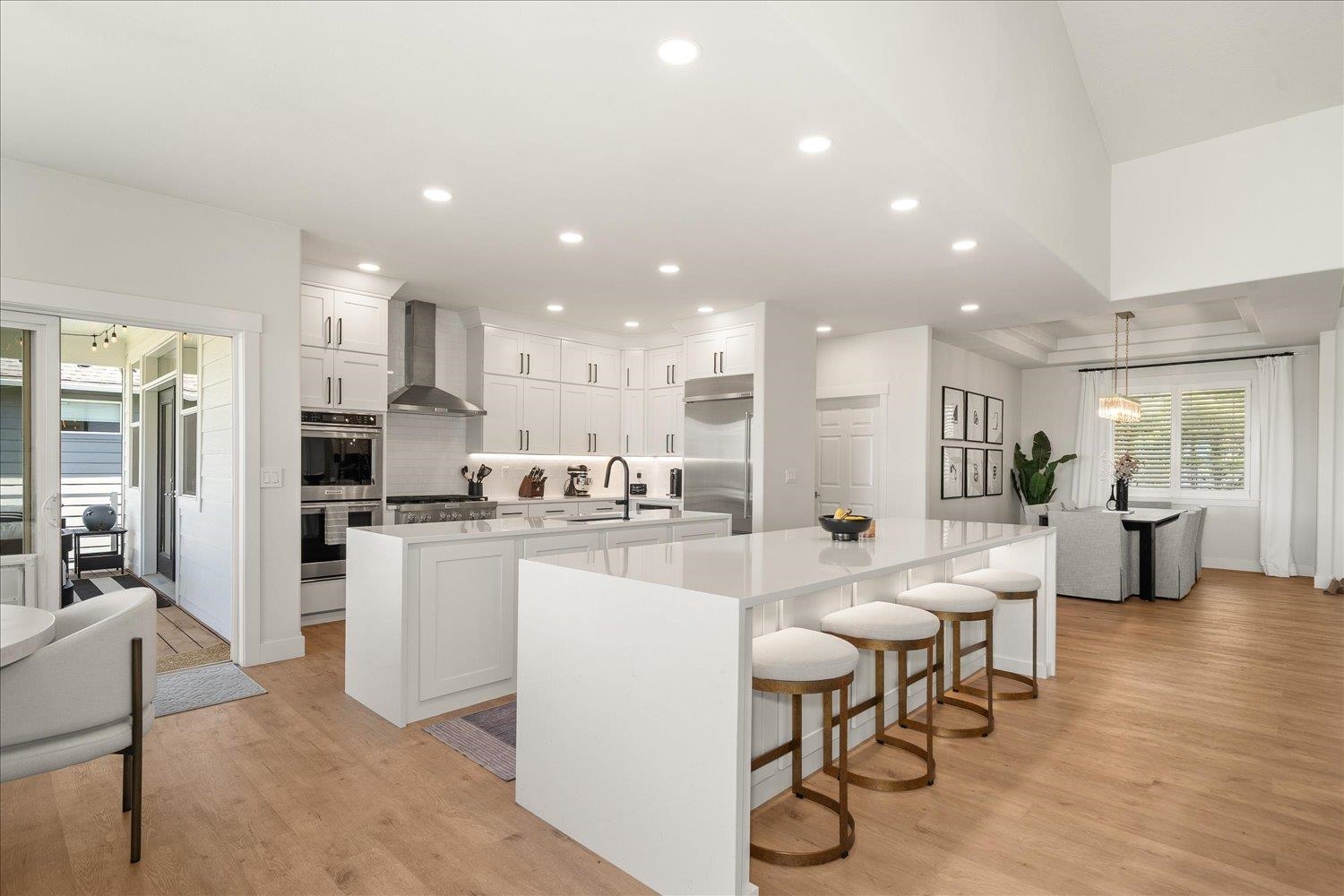 1301 N King James Ln - Photo 14