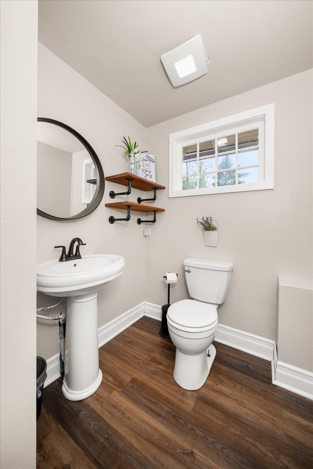 2903 W Sharp Ave - Photo 11