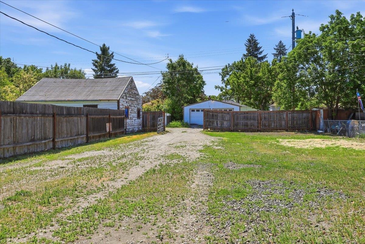 2414 E MISSION Ave - Photo 28