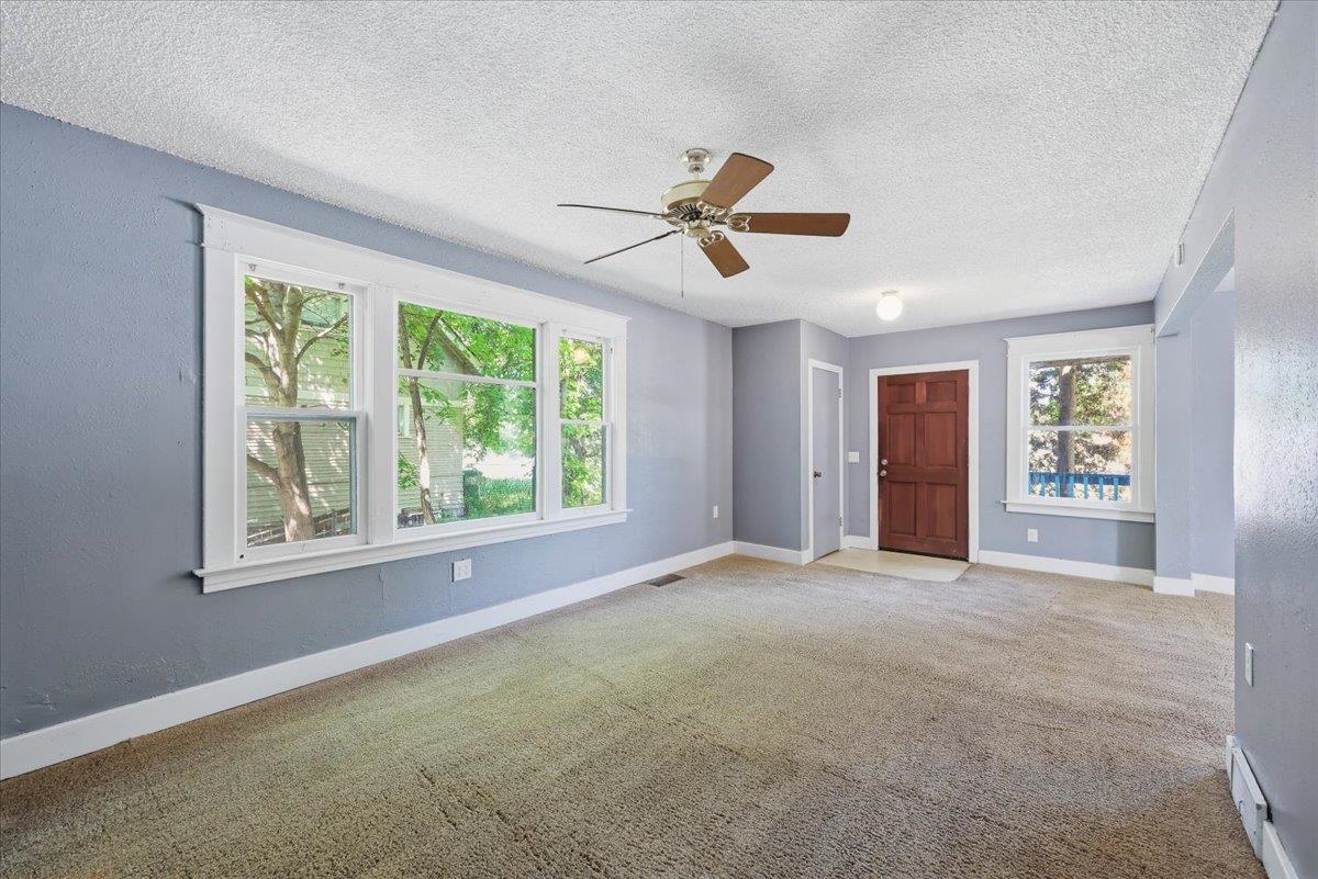 2414 E MISSION Ave - Photo 8