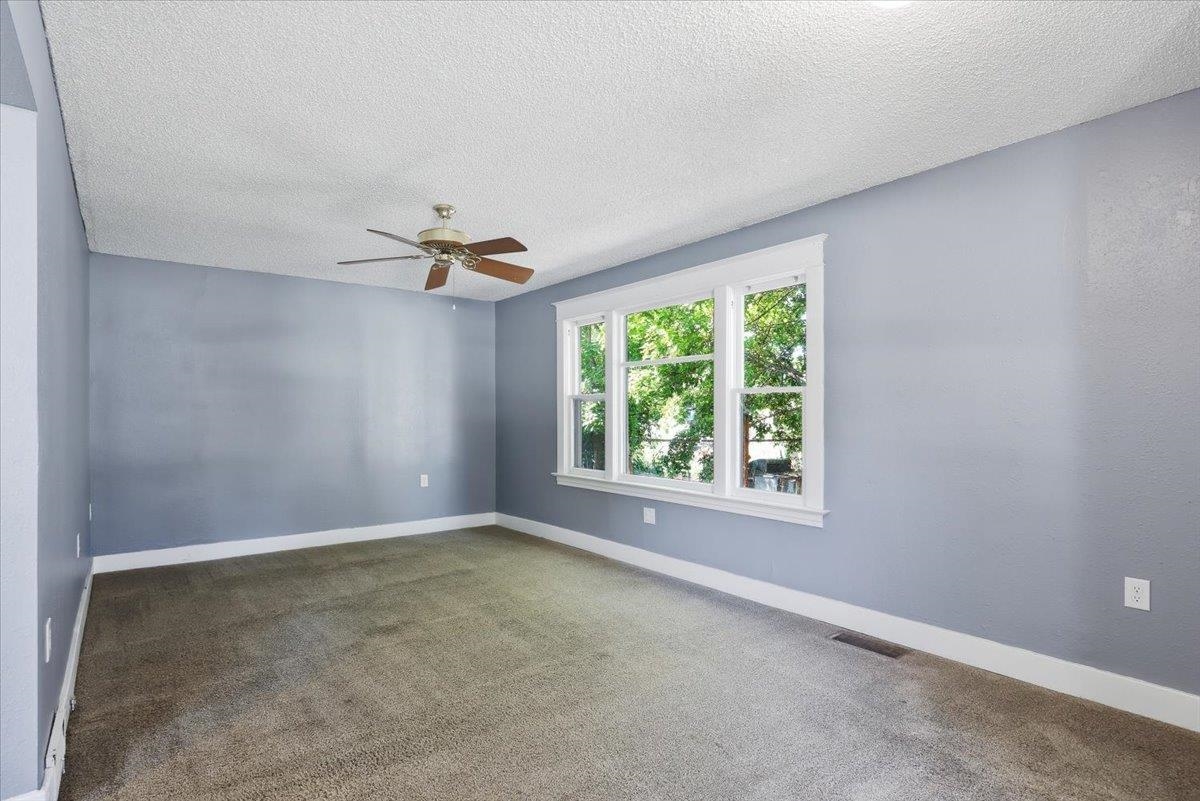 2414 E MISSION Ave - Photo 9