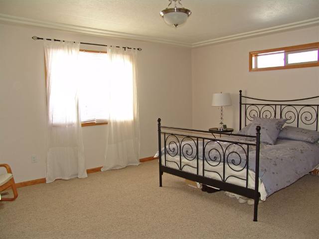 8025  N Kyle Ct - Photo 5