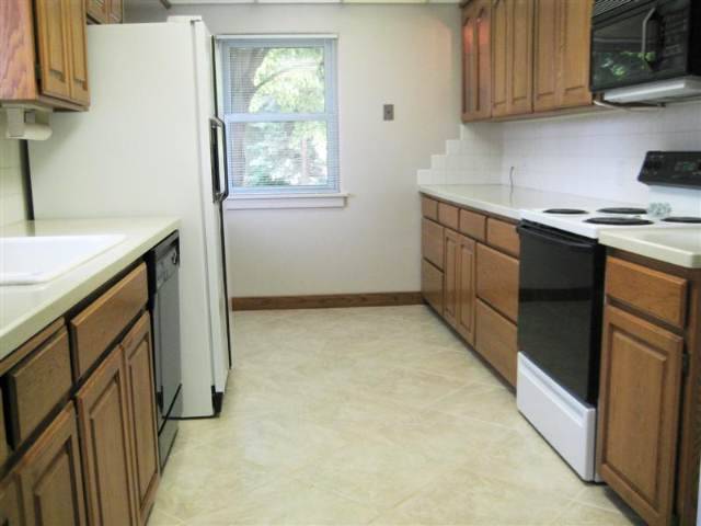 3311  S Manito Blvd - Photo 4