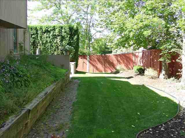 4227  E 42nd Ave - Photo 9