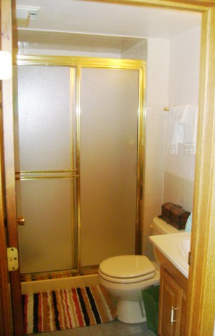 1323  E 37th Ave - Photo 5
