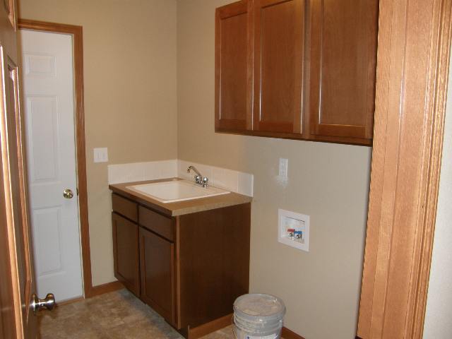 1611  S Lloyd Ln - Photo 6