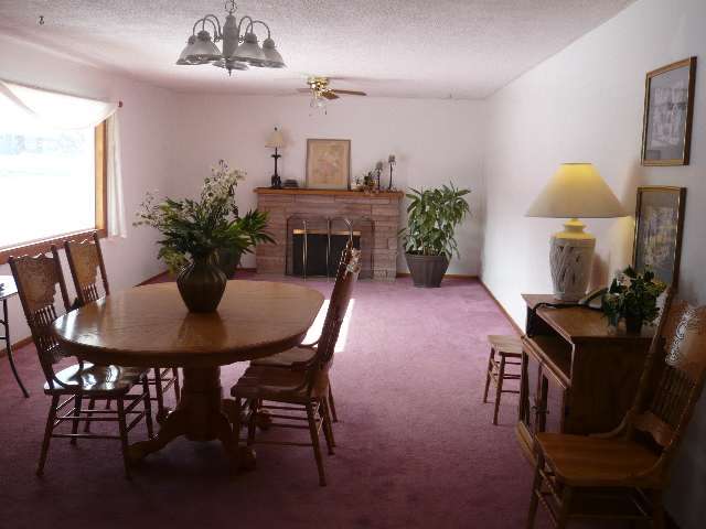 1012 Merriam St - Photo 4