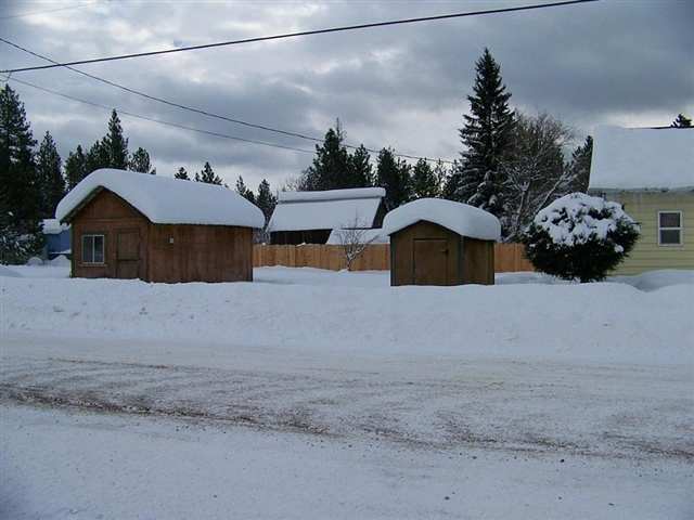 4000 PINE St - Photo 3