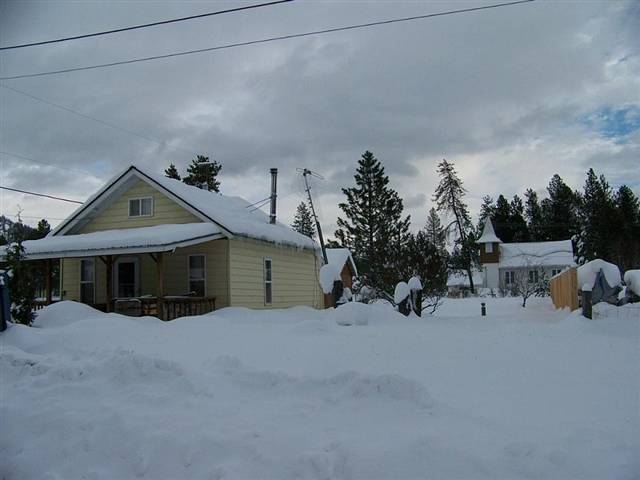 4000 PINE St - Photo 4