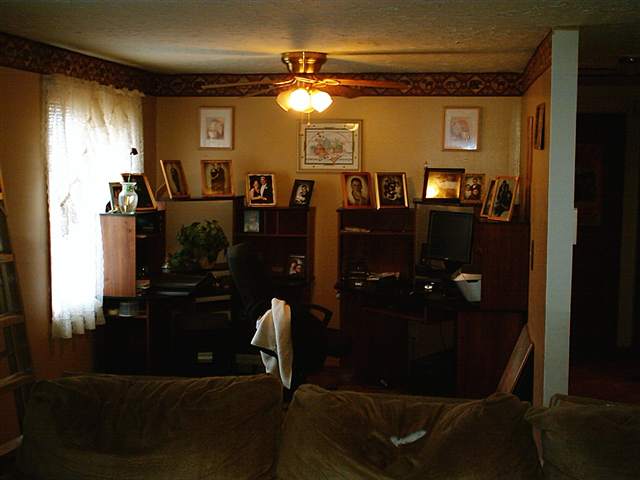 1647  E Joseph St - Photo 3