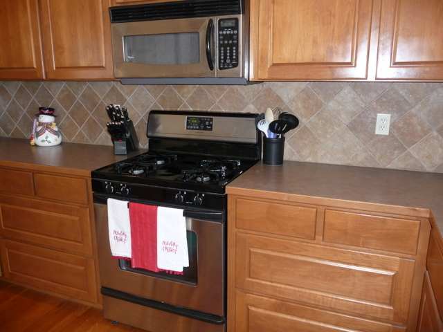8805  N Warren St - Photo 4