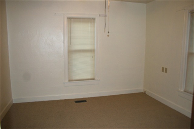 2008  E Columbia Ave - Photo 9