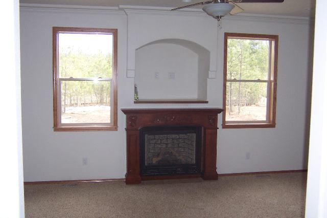 6482 Lakeview Dr - Photo 3