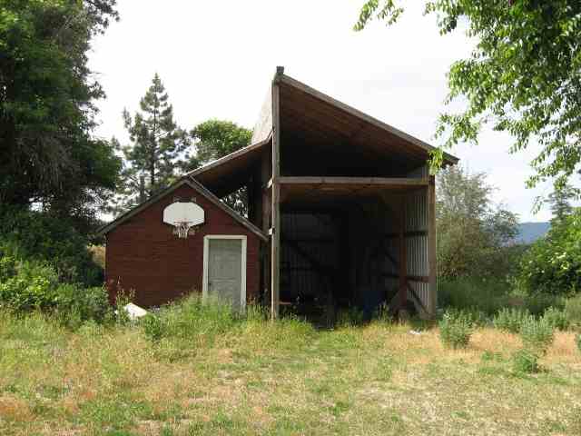 2529  S Hwy 25 - Photo 6
