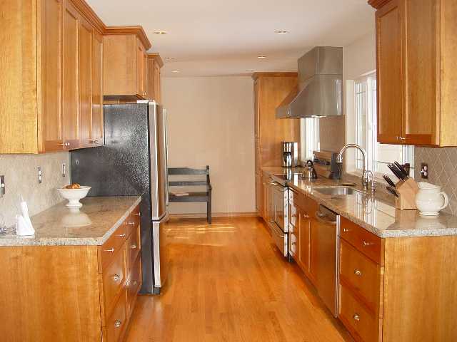 1104  W HAWTHORNE Rd - Photo 6